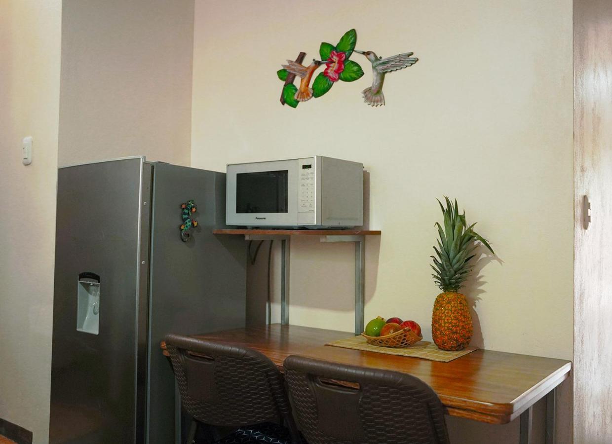 Apartamentos Y Studios Brisas Del Mar Santa Teresa Playa Santa Teresa  Экстерьер фото