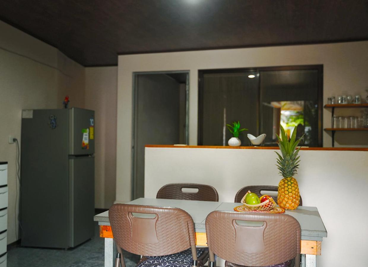Apartamentos Y Studios Brisas Del Mar Santa Teresa Playa Santa Teresa  Экстерьер фото