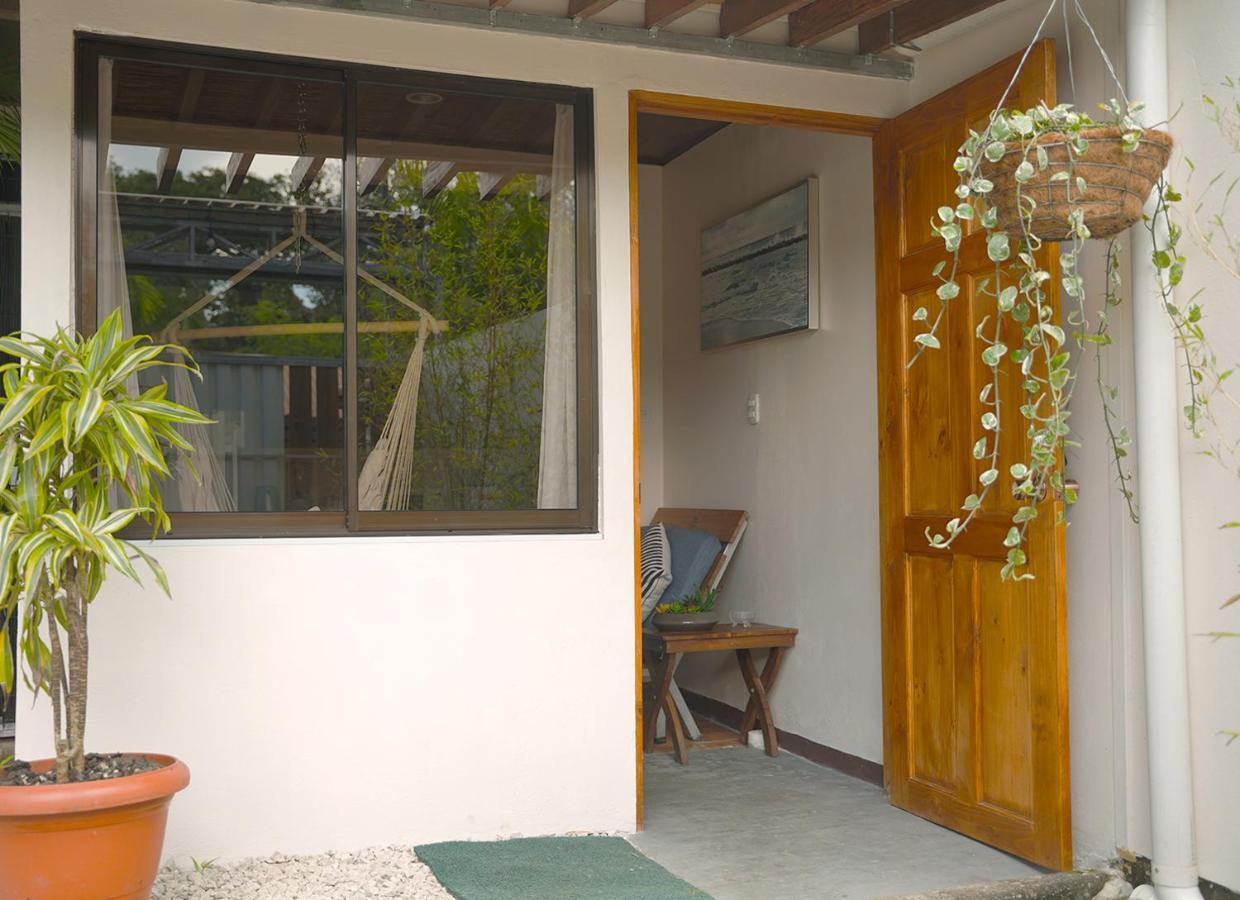 Apartamentos Y Studios Brisas Del Mar Santa Teresa Playa Santa Teresa  Экстерьер фото