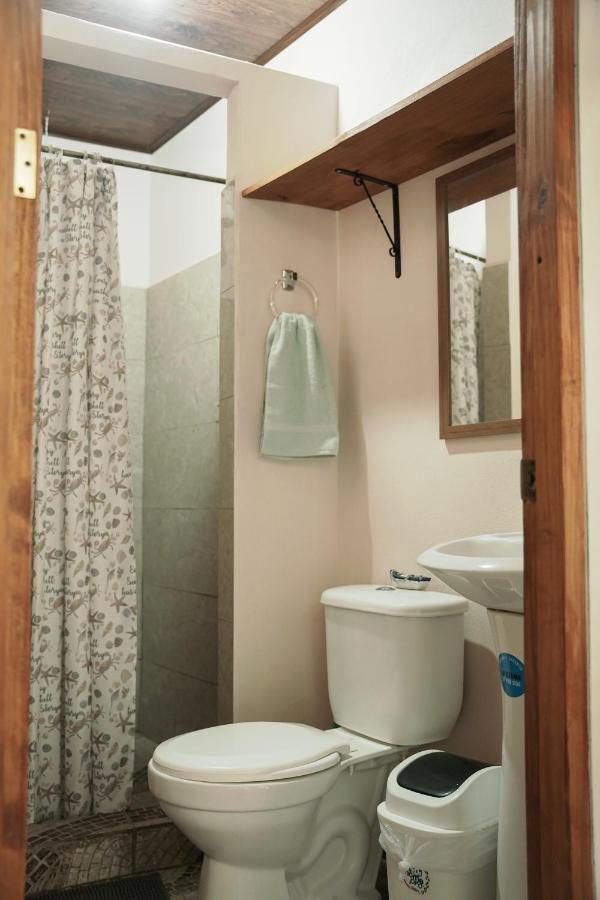 Apartamentos Y Studios Brisas Del Mar Santa Teresa Playa Santa Teresa  Экстерьер фото